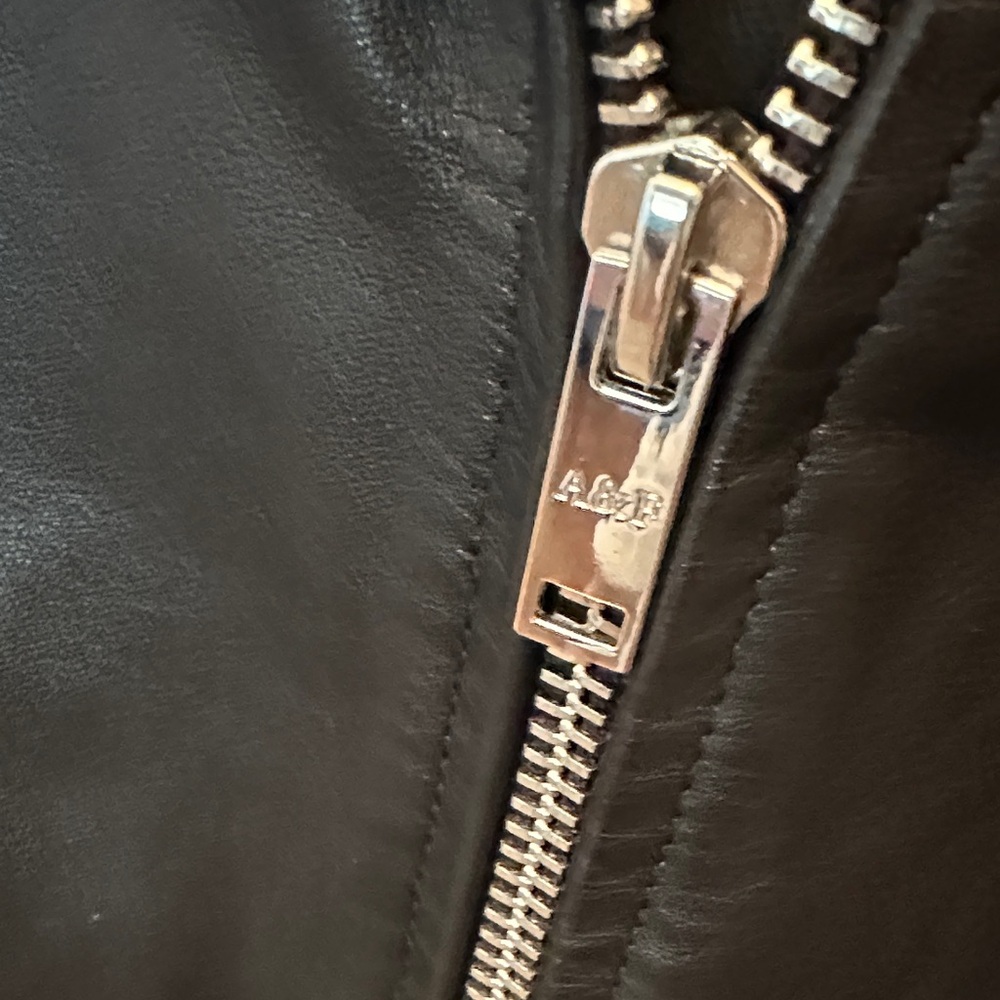 Abercrombie & Fitch Black 100% Buttery Soft Lambskin Leather Jacket - Picture 3 of 5